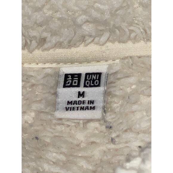 Uniqlo Sherpa Vest - Size M - Soft‎ & Cozy! - Picture 4 of 9